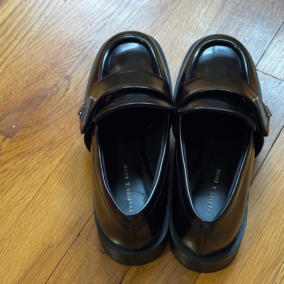 Charles & Keith Black Platform Loafers Women US 5.5 EU 36 Square Toe NWOB - Picture 5 of 6
